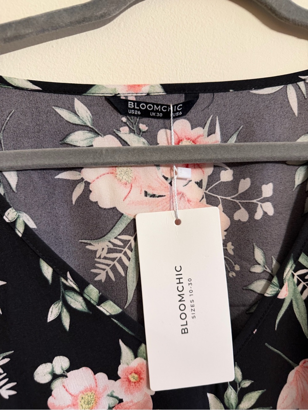 NWT BLOOM CHIC Black Floral maxi dress with Pink Blossoms women’s plus size 26 - Picture 3 of 9